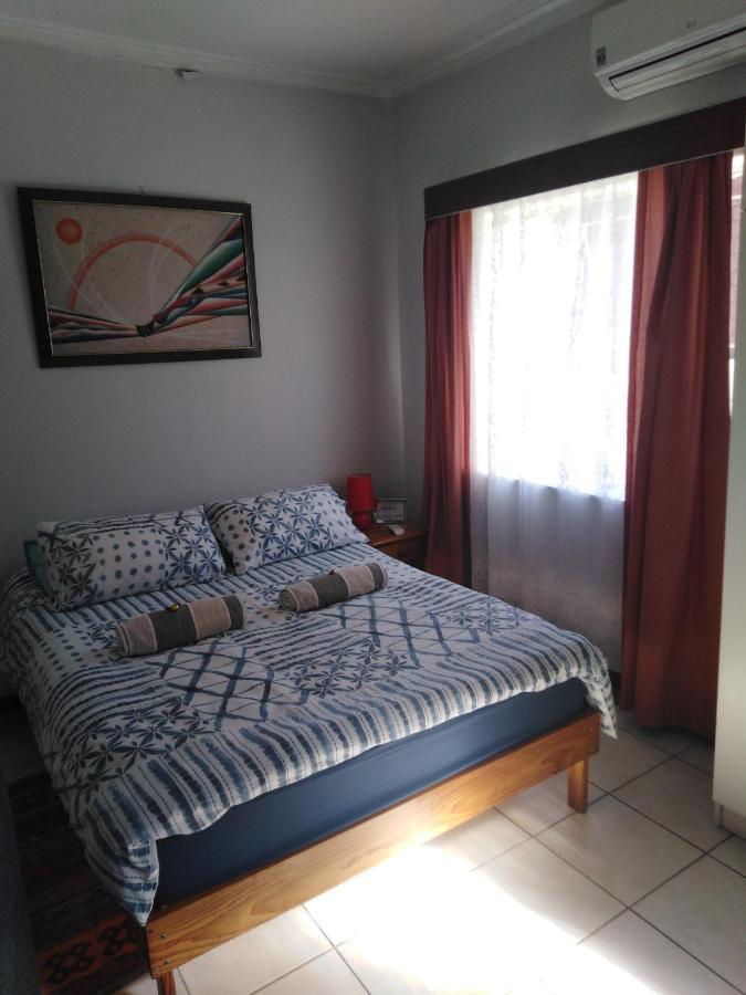Xenia Bed & Breakfast Windhoek Exterior photo