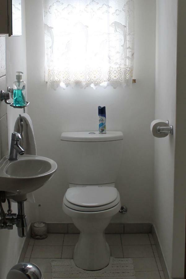 Xenia Bed & Breakfast Windhoek Exterior photo